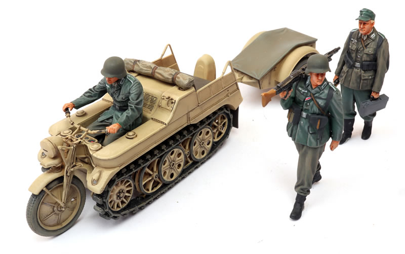 Tamiya 1/35 Kettenkraftrad and Figures, New Tool